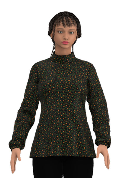 Polotröja med lång lösare ärm som slutar i rynk ovan en smal manschett med lätt utställd passform över mage och stuss i grönt leopard tyg från märket Esther & Inez